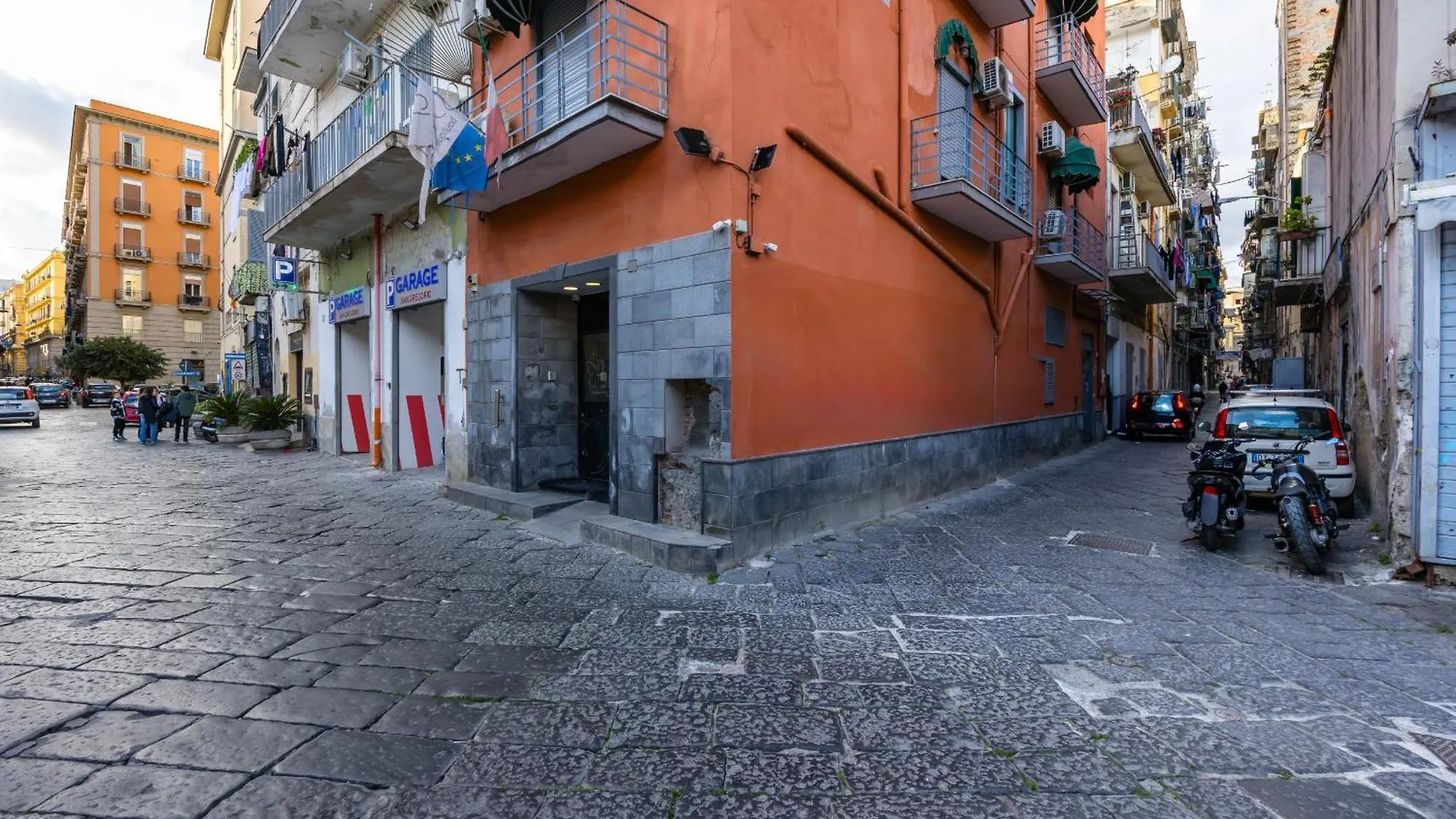 נאפולי Appartamento A Piazza Mercato By Wonderful Italy 0*,  איטליה